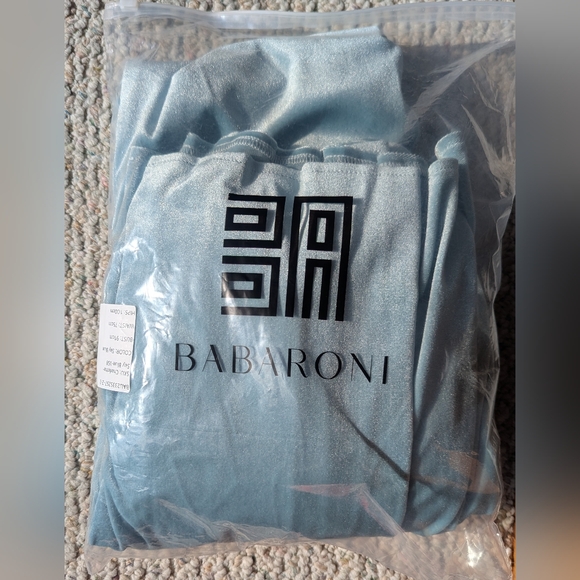 Barbaroni Mermaid Max Velvet Dresses with V Neckline Sky Blue, Size 8 - Picture 5 of 6